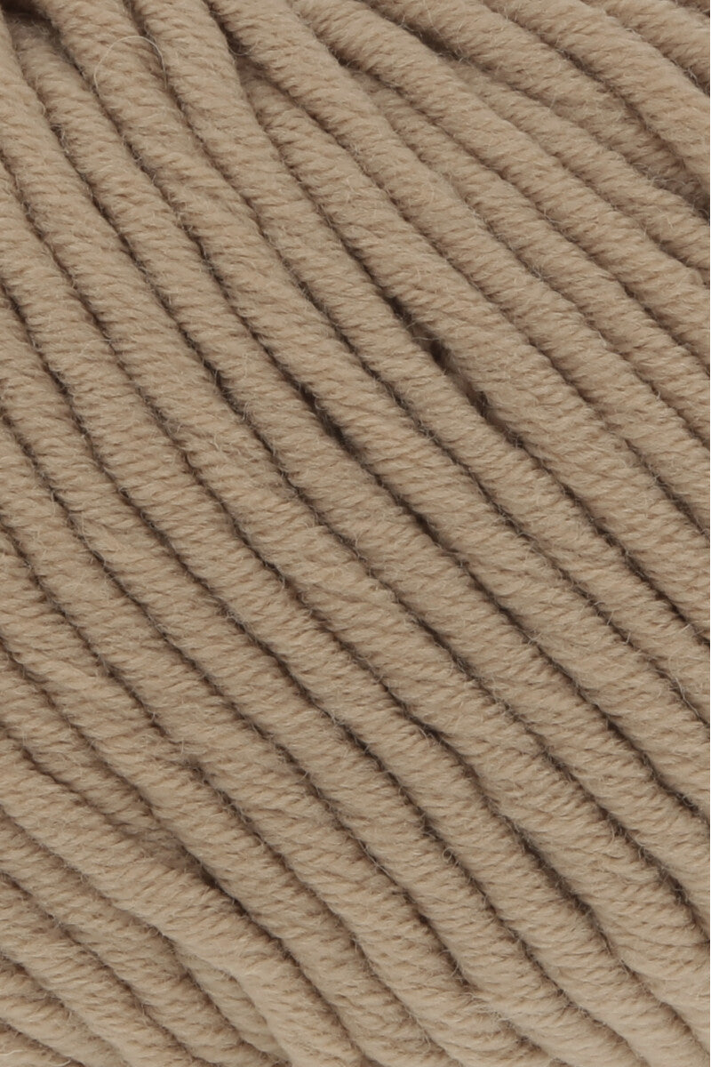 Lang Yarns Merino 50 – 100g / 90m – Camel (0139) – detail