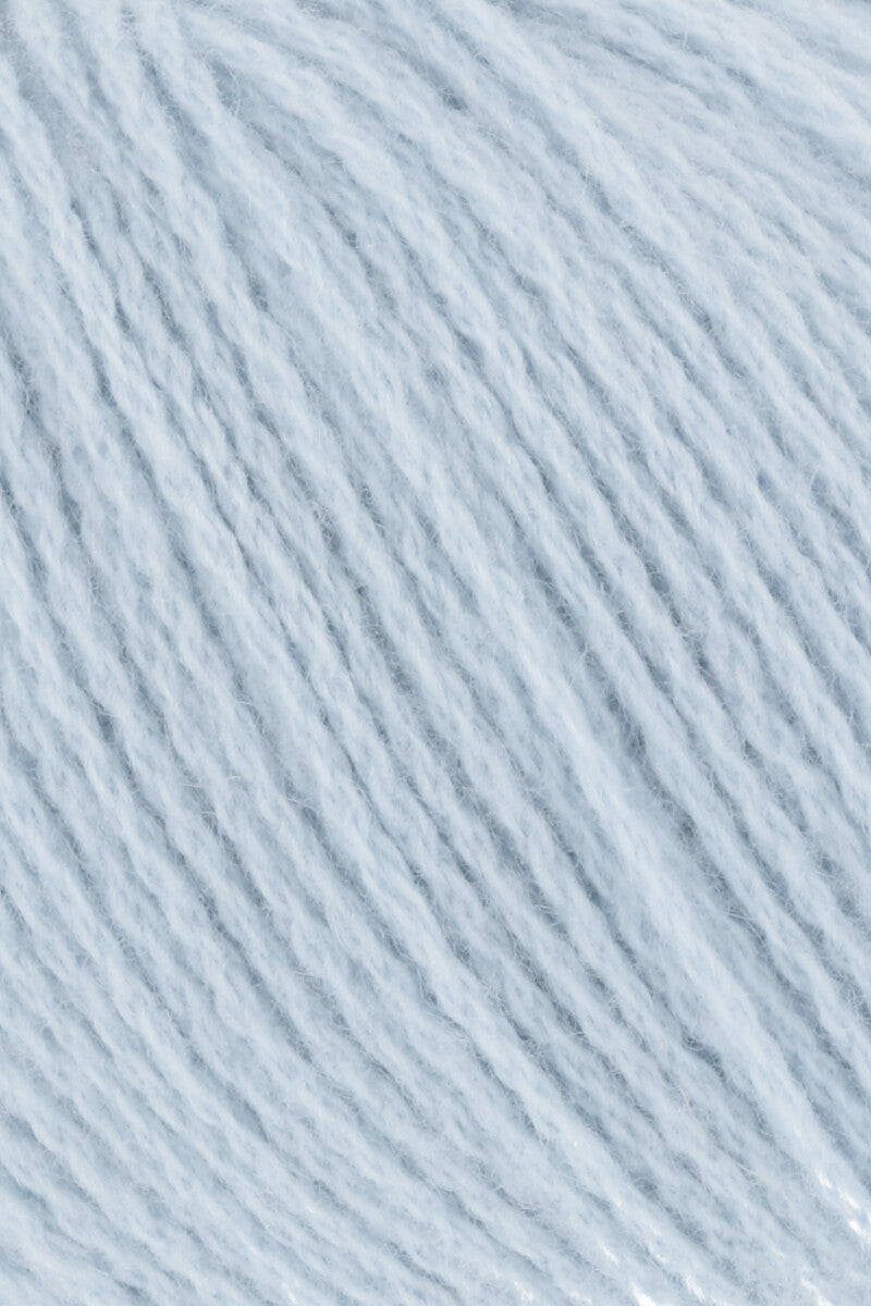 Lang Yarns Cashmere Premium Yarn, 115m / 25g – Sky (0021), yarn texture