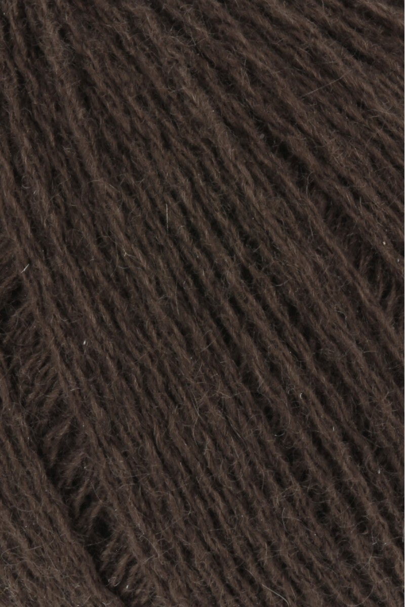 Lang Yarns Cashmere Lace – 25g / 165m – Dark Brown (0068) – detail