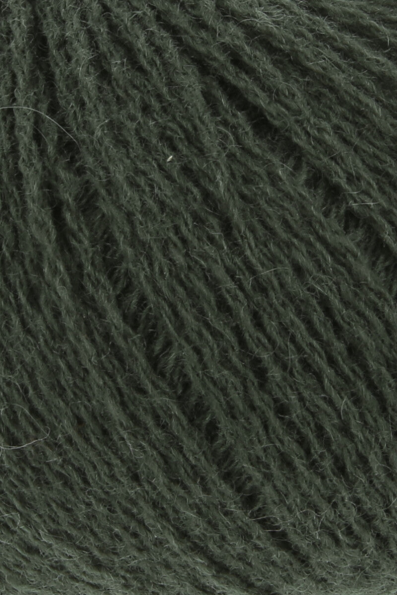 Lang Yarns Cashmere Lace – 25g / 165m – Dark Green (0118) – detail