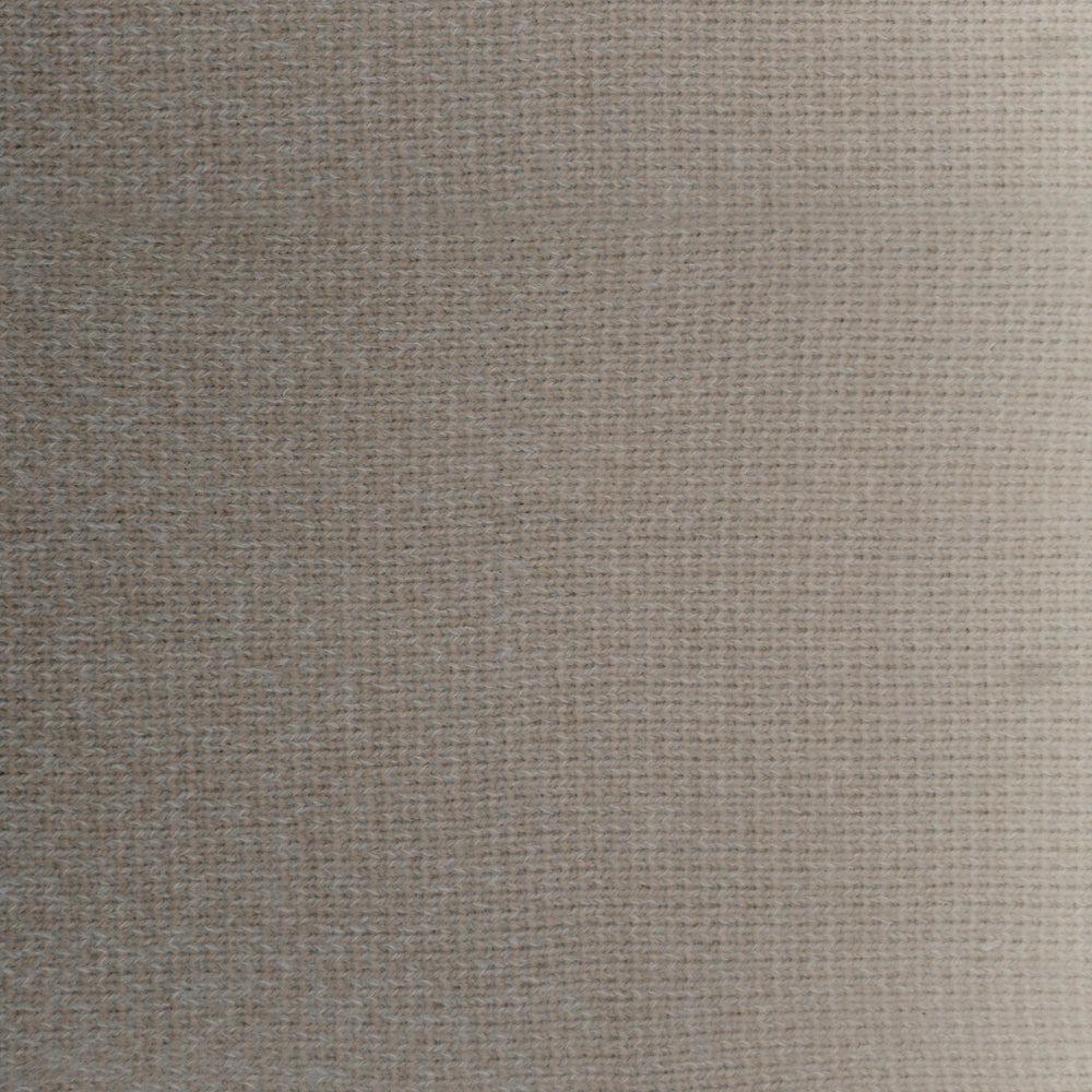 Círculo Marfim – Hilo Degradado Suave con Tacto Cachemir (200g)