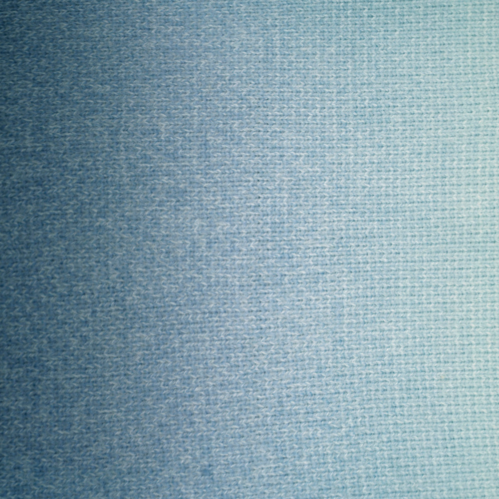 Círculo Marfim – Hilo Degradado Suave con Tacto Cachemir (200g)