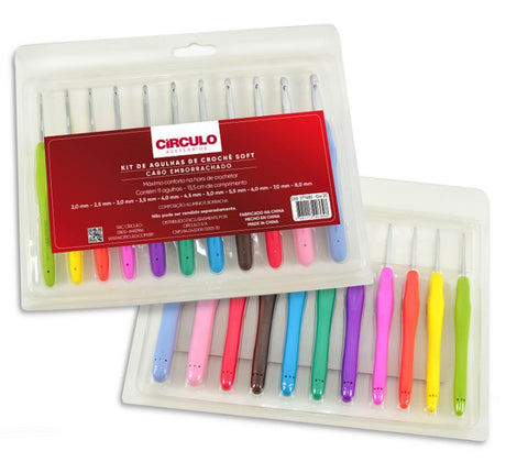 Circulo TPR Soft Handle Crochet Hook Set – 11 pcs - Set of colorful crochet hooks in a clear plastic case with Circulo branding.